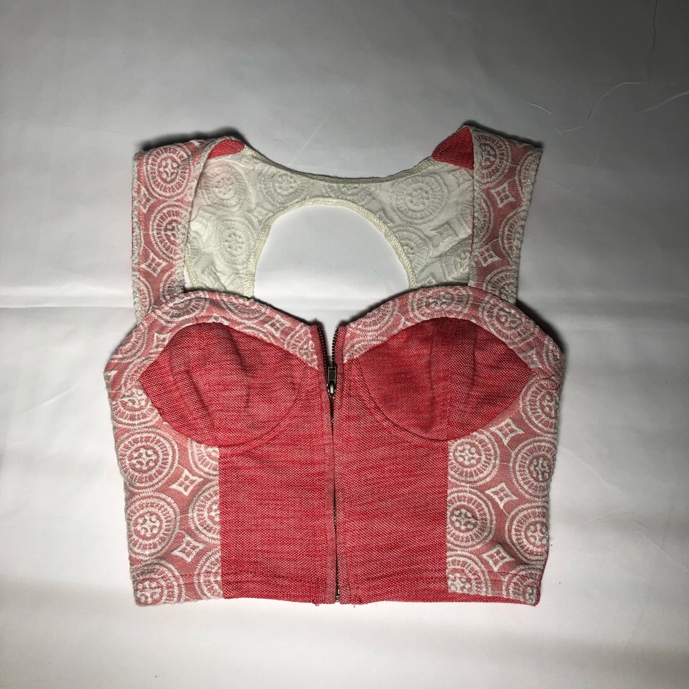 Women’s crop top